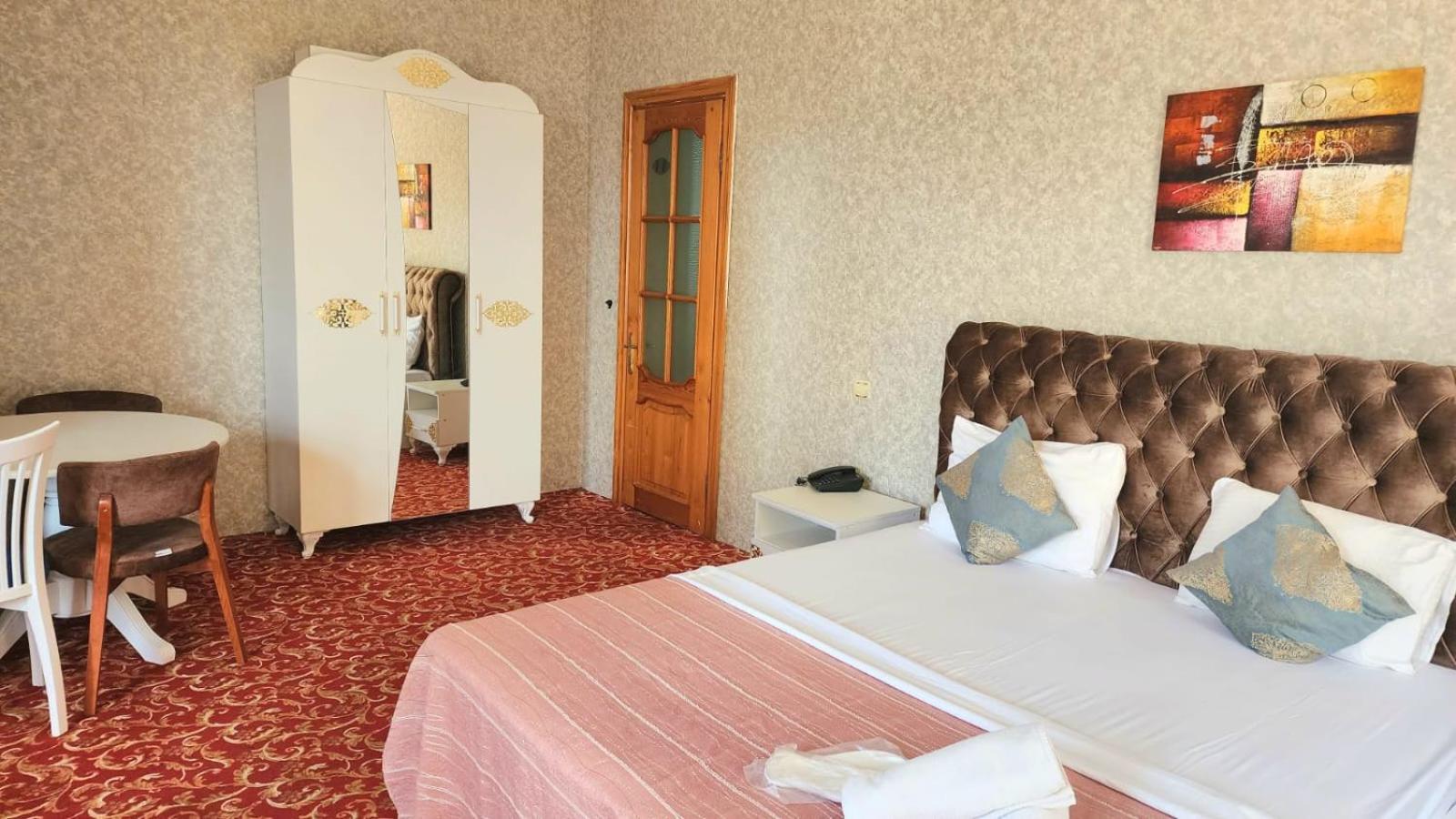 Family Soffia Hotel Old City Baku Eksteriør billede