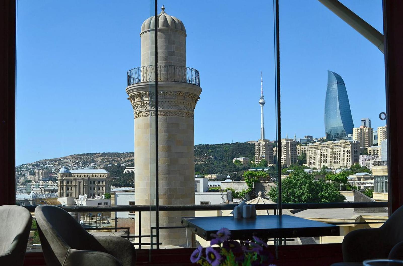 Family Soffia Hotel Old City Baku Eksteriør billede
