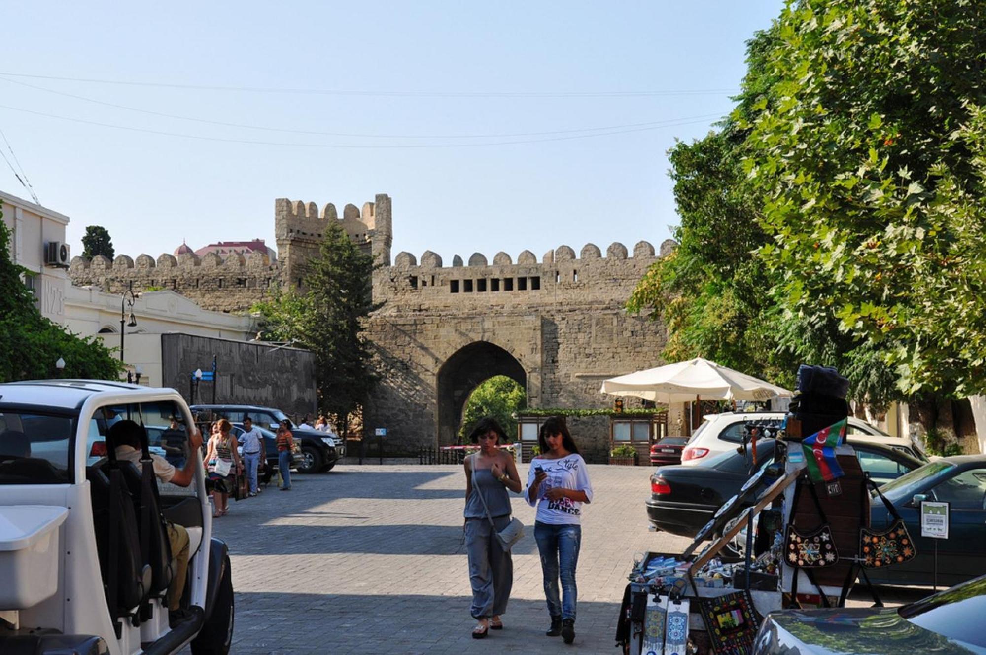 Family Soffia Hotel Old City Baku Eksteriør billede